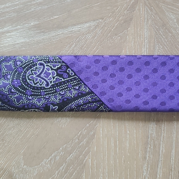 Perry Ellis portfolio necktie - Picture 7 of 8